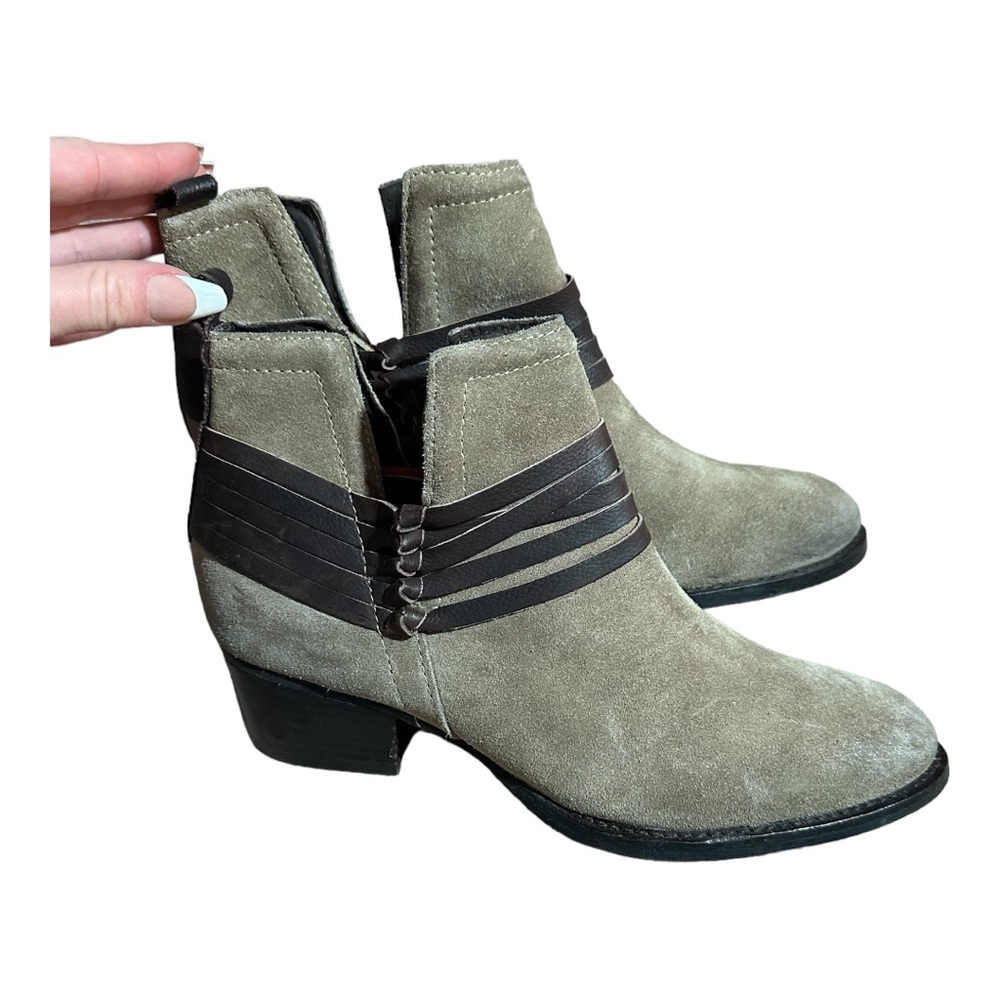 DIBA leather Skyler heeled ankle boot booties